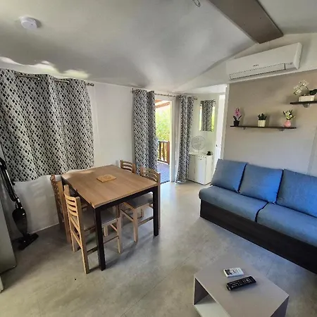 Camping O Petit Aveyronnais, 4 Etoiles Siblu Les Sables Du Midi Sérignan